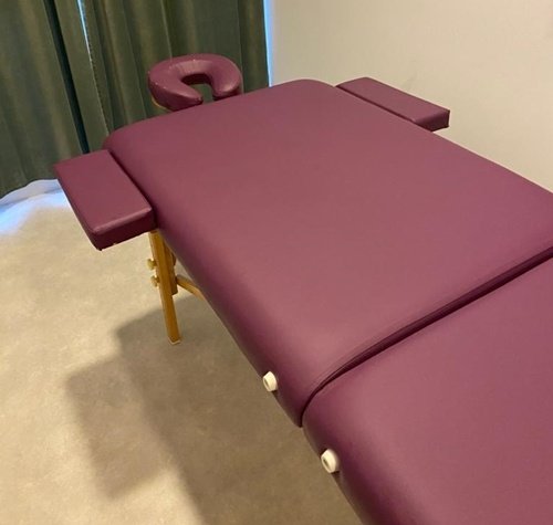 Çanta Tipi Katlanabilir Ahşap Ayaklı Masaj Masası