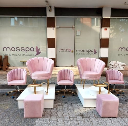 Pembe pedikür ve manikür çalışma seti