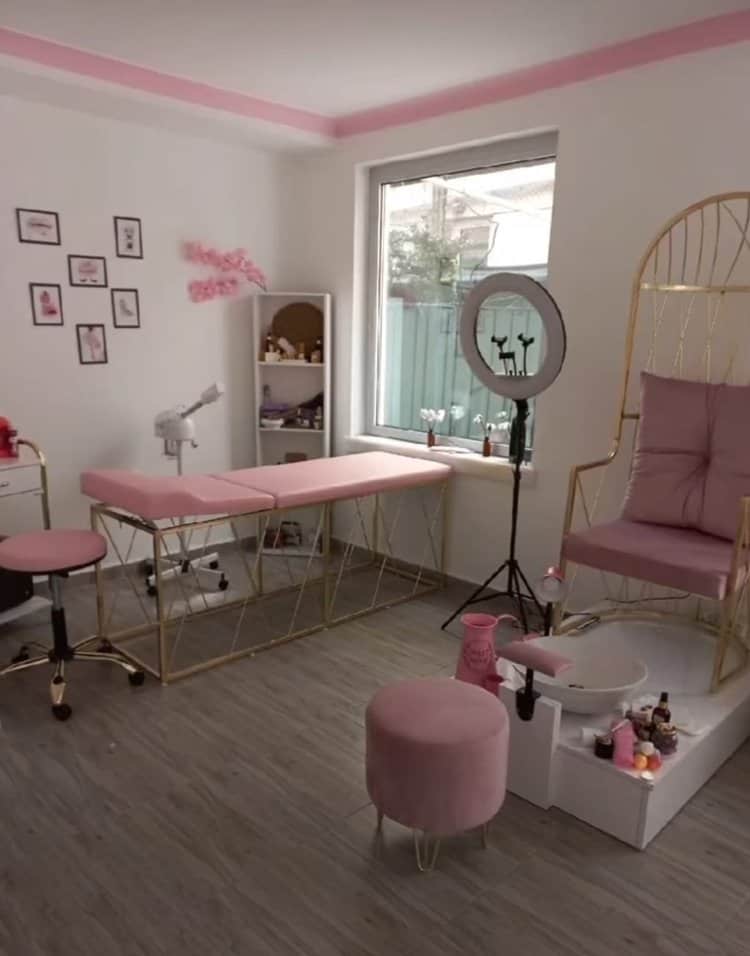 Kalıcı Makyaj Sedyesi & Manikür Masası & Pedikür Koltuğu Modelleri