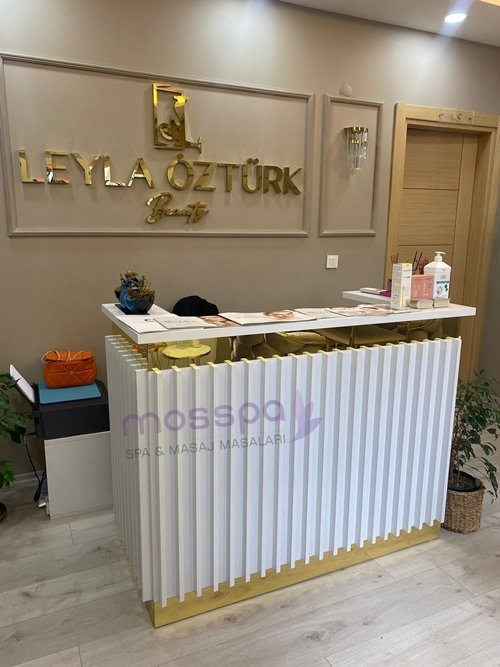 Gold pleksi beyaz renk müşteri karşılama bankosu