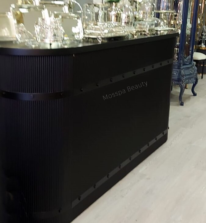 Güzellik Salonu Müşteri Karşılama ve Uğurlama Bankosu